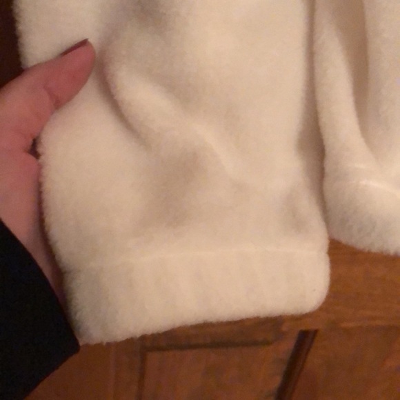 LIKE NEW Columbia Fleece Jacket - Picture 5 of 6